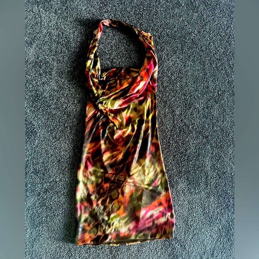 Mini backless party dress , beautiful shinny material size XS , like new